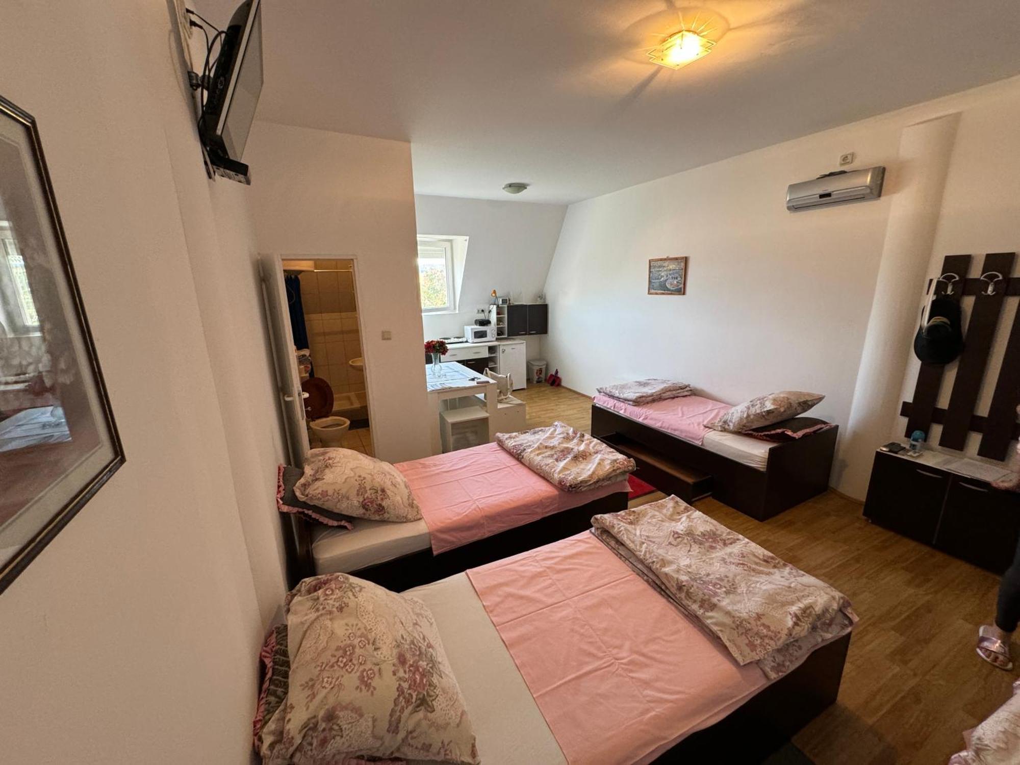 Ana & Patrik #2 Apartment คลาโดโว ภายนอก รูปภาพ