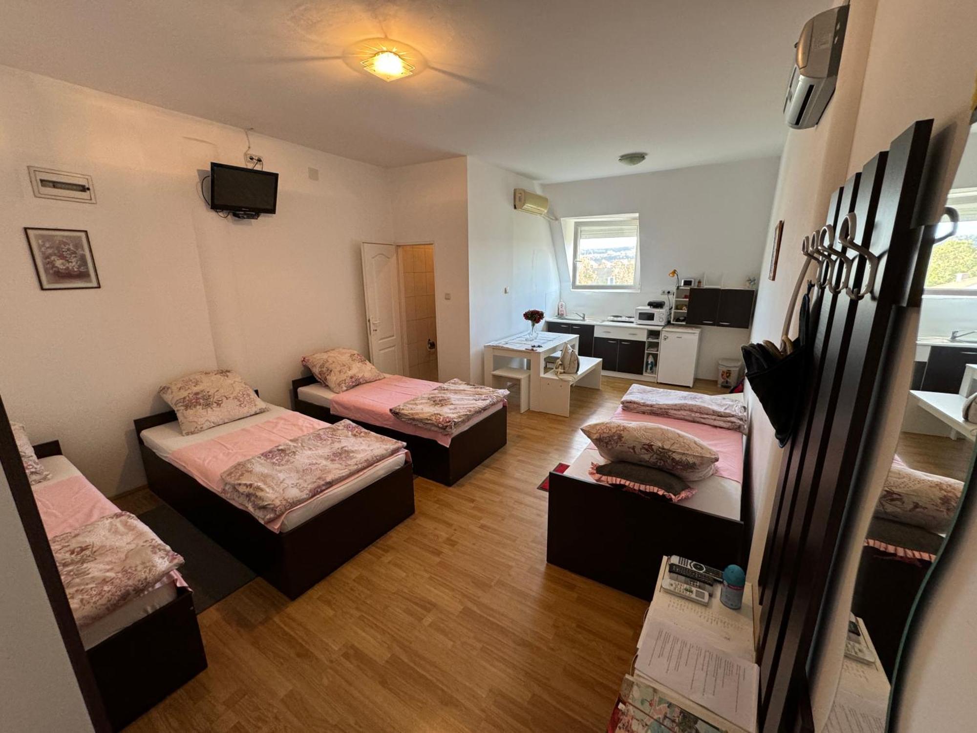 Ana & Patrik #2 Apartment คลาโดโว ภายนอก รูปภาพ